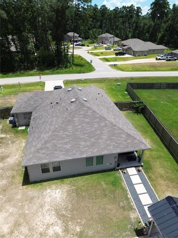 811 Republic Road, New Caney, TX 77357