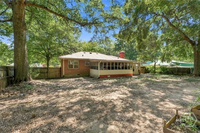 6383 Arthur Drive, Lithia Springs, GA 30122