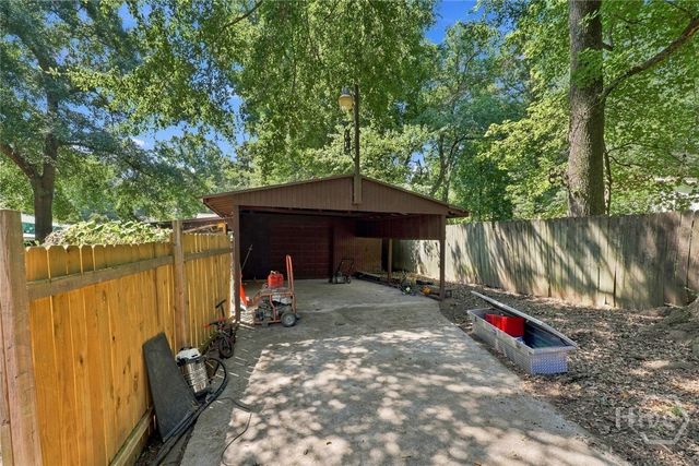 6383 Arthur Drive, Lithia Springs, GA 30122