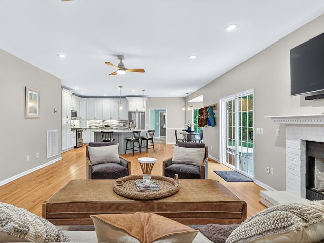 6480 Peytonsville Arno Rd, College Grove, TN 37046