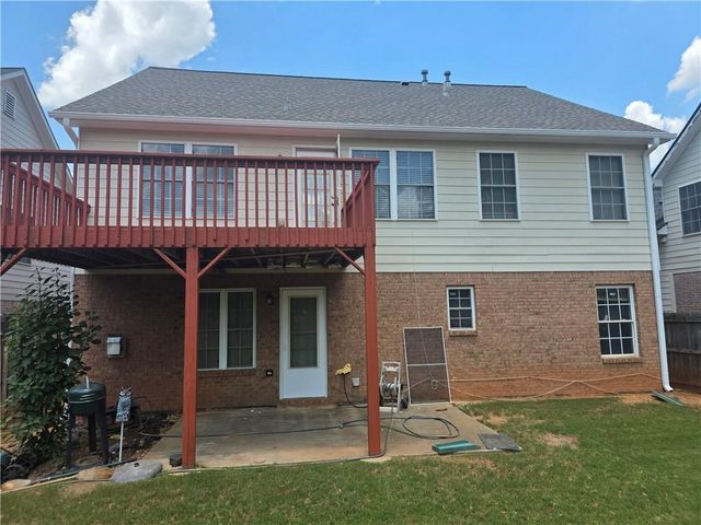 4550 Parkview Walk Drive, Lilburn, GA 30047