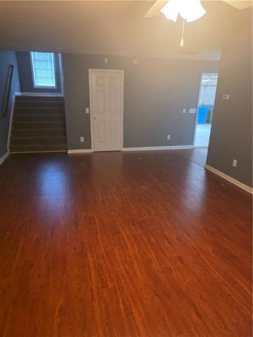 4550 Parkview Walk Drive, Lilburn, GA 30047