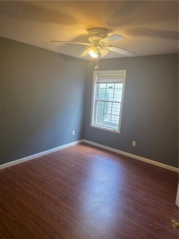 4550 Parkview Walk Drive, Lilburn, GA 30047