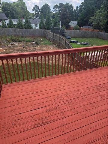 4550 Parkview Walk Drive, Lilburn, GA 30047