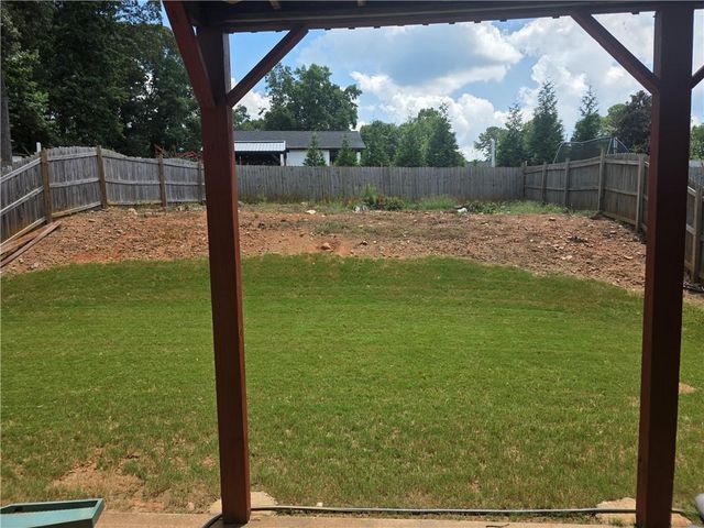 4550 Parkview Walk Drive, Lilburn, GA 30047