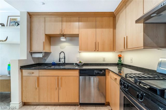 260 East Flamingo Road 336, Las Vegas, NV 89169