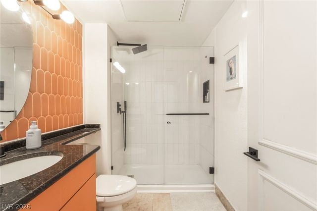 260 East Flamingo Road 336, Las Vegas, NV 89169