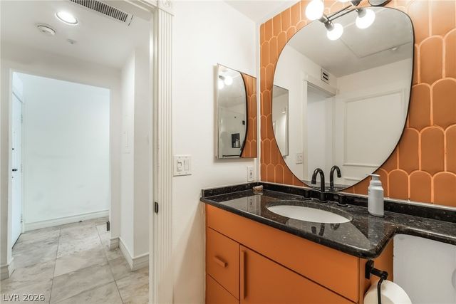 260 East Flamingo Road 336, Las Vegas, NV 89169