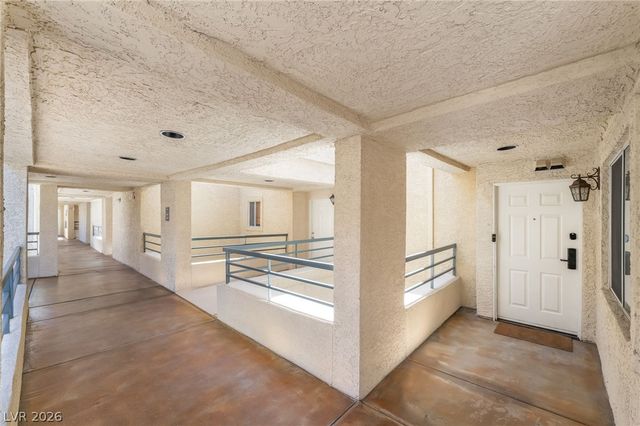 260 East Flamingo Road 336, Las Vegas, NV 89169