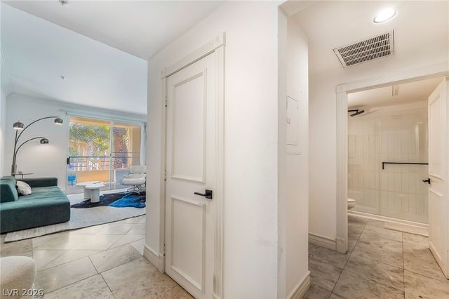 260 East Flamingo Road 336, Las Vegas, NV 89169