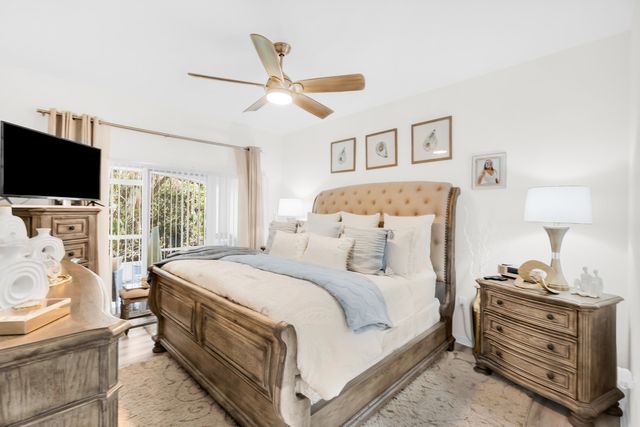 1868 E Sanderling Lane, Fort Pierce, FL 34982