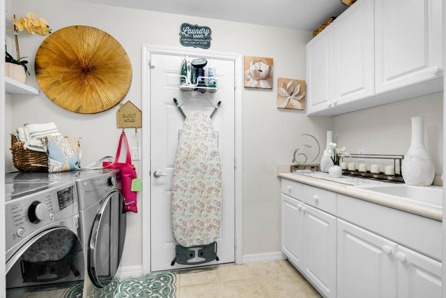 1868 E Sanderling Lane, Fort Pierce, FL 34982