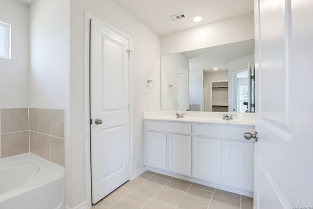 5051 Pyrite Canyon, San Antonio, TX 78253