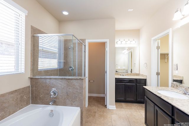 12427 LAW CRK, San Antonio, TX 78254