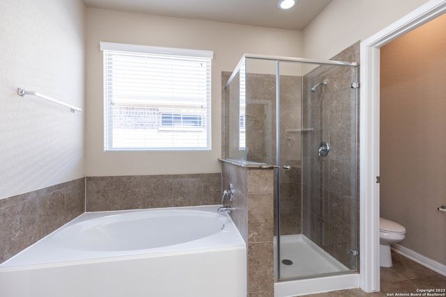 12427 LAW CRK, San Antonio, TX 78254