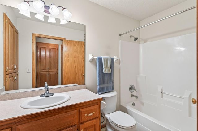 3311 Bluebell Avenue N, Brooklyn Park, MN 55443