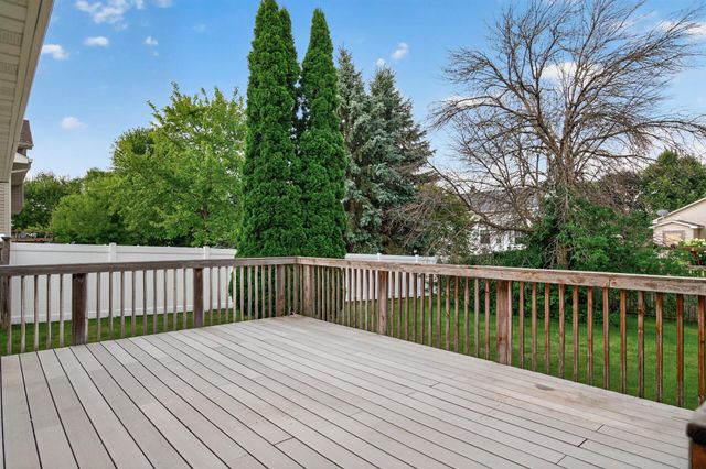 3311 Bluebell Avenue N, Brooklyn Park, MN 55443