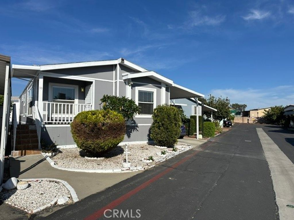 Image 3 of property listing at 1765 Puente 33, Baldwin Park, CA 91706