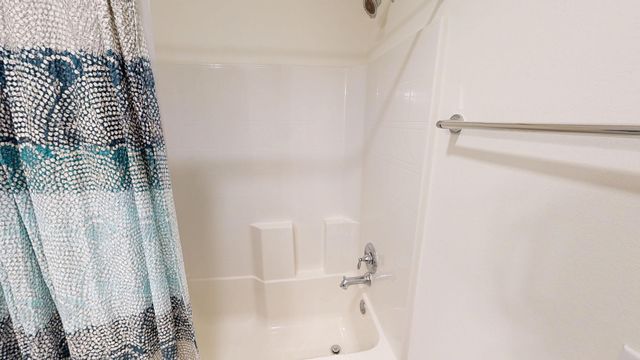 8872 White Ibis Way, Navarre, FL 32566