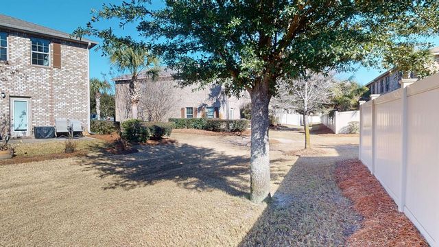 8872 White Ibis Way, Navarre, FL 32566