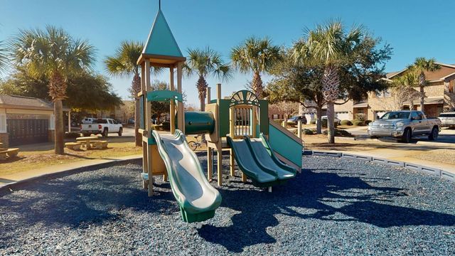 8872 White Ibis Way, Navarre, FL 32566