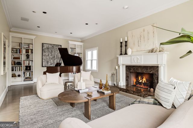 21 Barksdale Drive NE, Atlanta, GA 30309