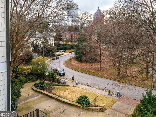 21 Barksdale Drive NE, Atlanta, GA 30309