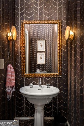 21 Barksdale Drive NE, Atlanta, GA 30309