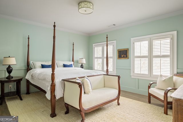 21 Barksdale Drive NE, Atlanta, GA 30309