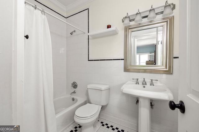 21 Barksdale Drive NE, Atlanta, GA 30309