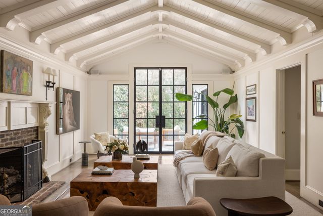 21 Barksdale Drive NE, Atlanta, GA 30309