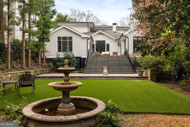 21 Barksdale Drive NE, Atlanta, GA 30309