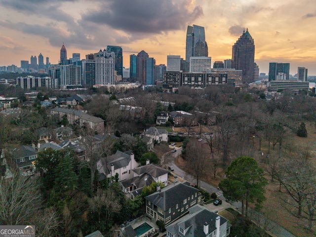 21 Barksdale Drive NE, Atlanta, GA 30309