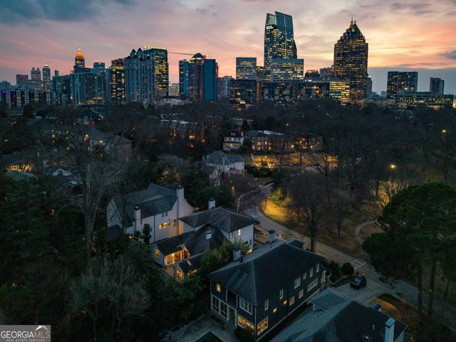 21 Barksdale Drive NE, Atlanta, GA 30309