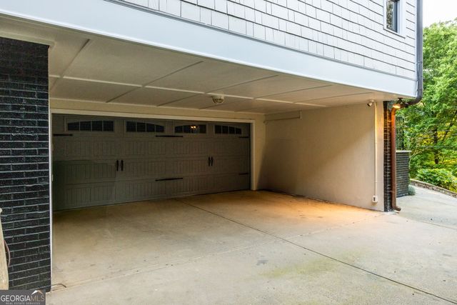 21 Barksdale Drive NE, Atlanta, GA 30309