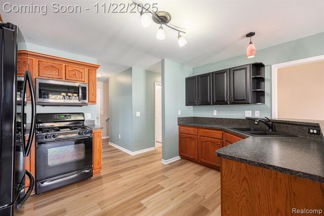 22245 Brywood Court, Clinton Township, MI 48036