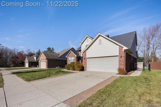 22245 Brywood Court, Clinton Township, MI 48036