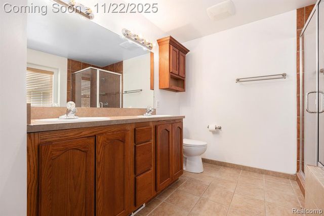 22245 Brywood Court, Clinton Township, MI 48036