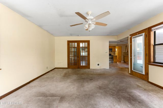 1520 Hightop Tr, Knoxville, TN 37923