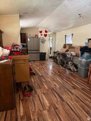 4665 STORM MOUNTAIN DR, Taylorsville, UT 84123