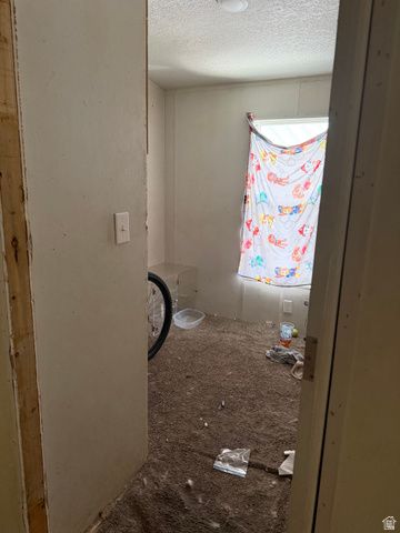 4665 STORM MOUNTAIN DR, Taylorsville, UT 84123