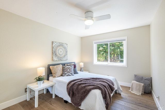 1018 Oakmont Ct, Napa, CA 94559