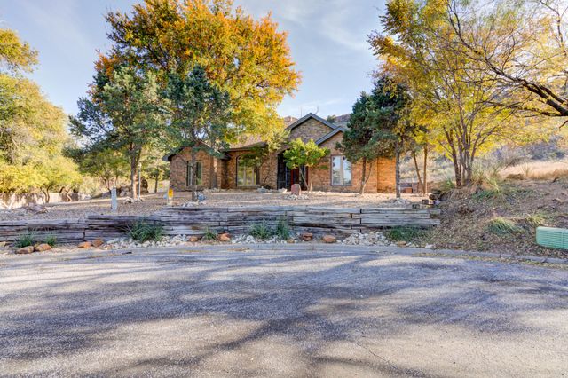 3 Sunset Lane, Ransom Canyon, TX 79366