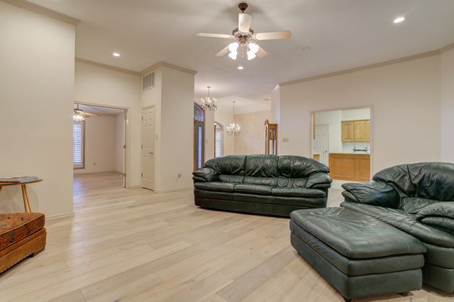 3 Sunset Lane, Ransom Canyon, TX 79366