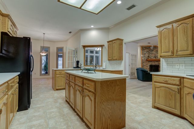 3 Sunset Lane, Ransom Canyon, TX 79366