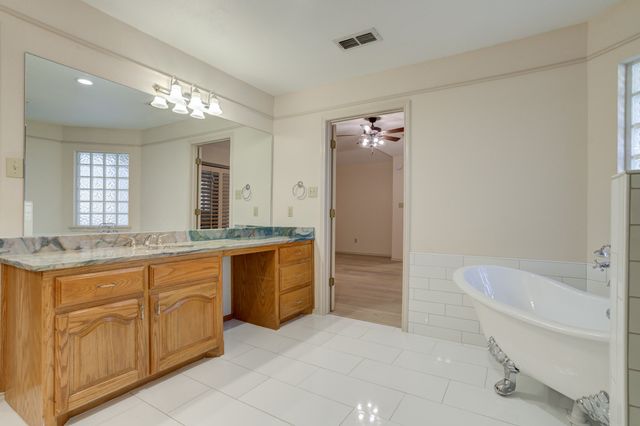 3 Sunset Lane, Ransom Canyon, TX 79366