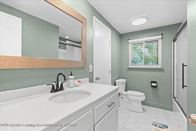 1226 Chartwell Carriage Way S, East Lansing, MI 48823