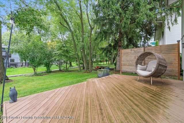 1226 Chartwell Carriage Way S, East Lansing, MI 48823