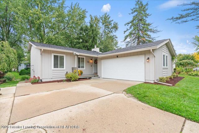 1226 Chartwell Carriage Way S, East Lansing, MI 48823
