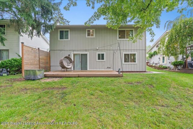 1226 Chartwell Carriage Way S, East Lansing, MI 48823
